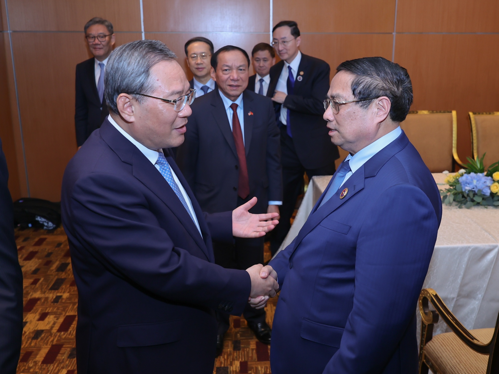 Thủ tướng Chính phủ Phạm Minh Chính và Thủ tướng Quốc vụ viện Trung Quốc Lý Cường - Ảnh: VGP/Nhật Bắc