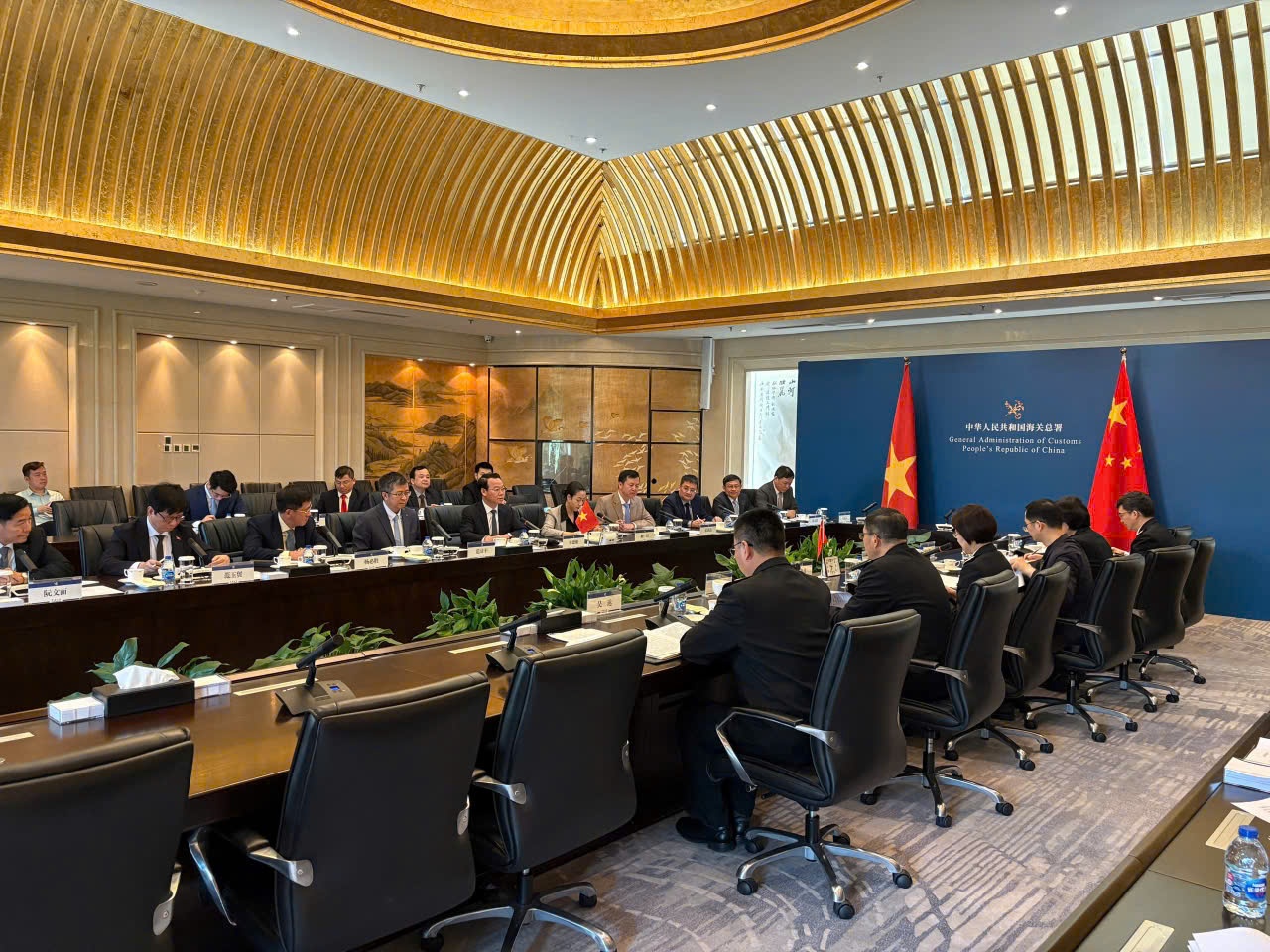 Việt Nam và Trung Quốc tăng cường hợp tác, mở rộng cửa thị trường cho nông sản hai nước