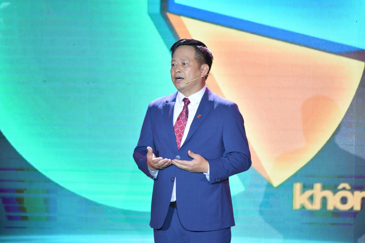 Ông Hoàng Minh Ngọc Phó Tổng Giám đốc Ngân hàng Nông nghiệp và Phát triển nông thôn Việt Nam