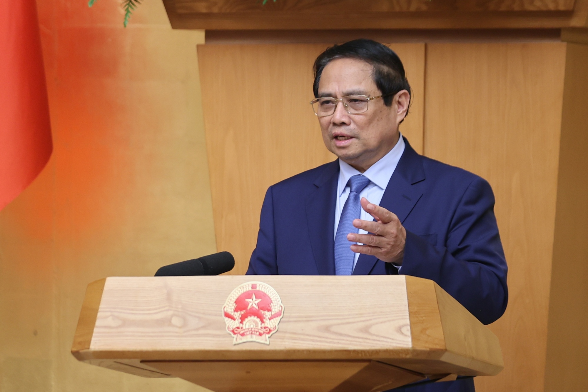 Thủ tướng yêu cầu ban hành 28 nghị định về phân cấp, phân quyền, phân định thẩm quyền chậm nhất ngày 15/6 - Ảnh: VGP/Nhật Bắc Thủ tướng yêu cầu ban hành 28 nghị định về phân cấp, phân quyền, phân định thẩm quyền chậm nhất ngày 15/6 - Ảnh: VGP/Nhật Bắc