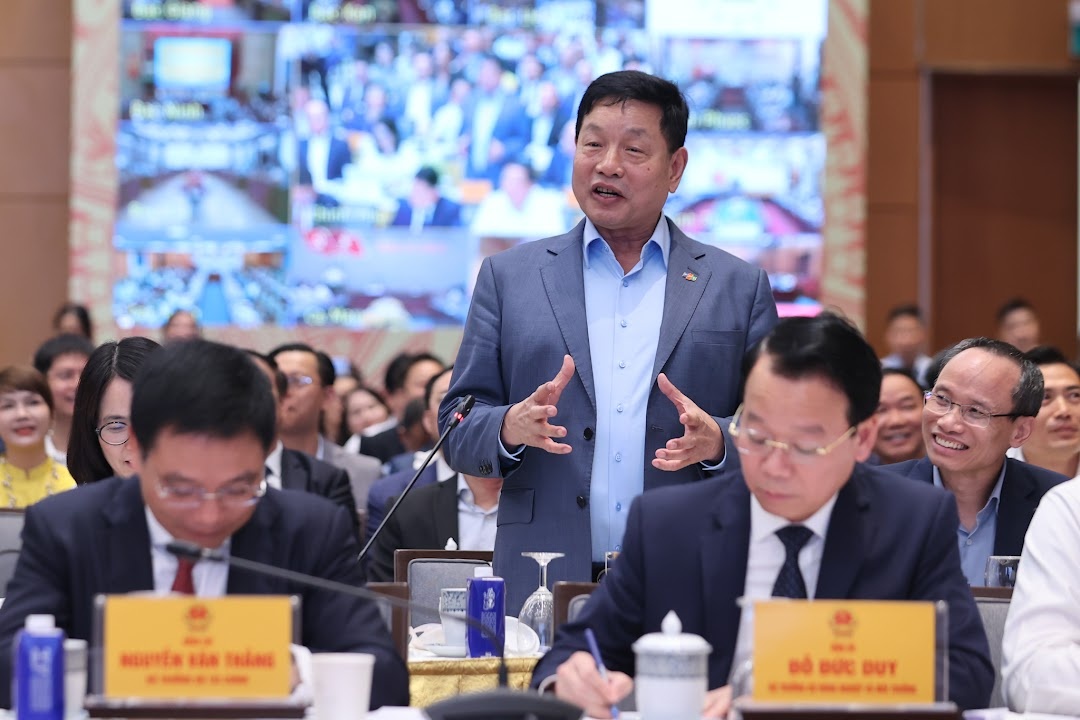 Ông Trương Gia Bình, Trưởng ban Nghiên cứu phát triển kinh tế tư nhân trực thuộc Hội đồng tư vấn cải cách thủ tục hành chính: Doanh nghiệp chúng tôi cam kết sẽ hết lòng cống hiến, chiến đấu để cùng nhau phục vụ sự phát triển kinh tế xã hội của đất nước - 