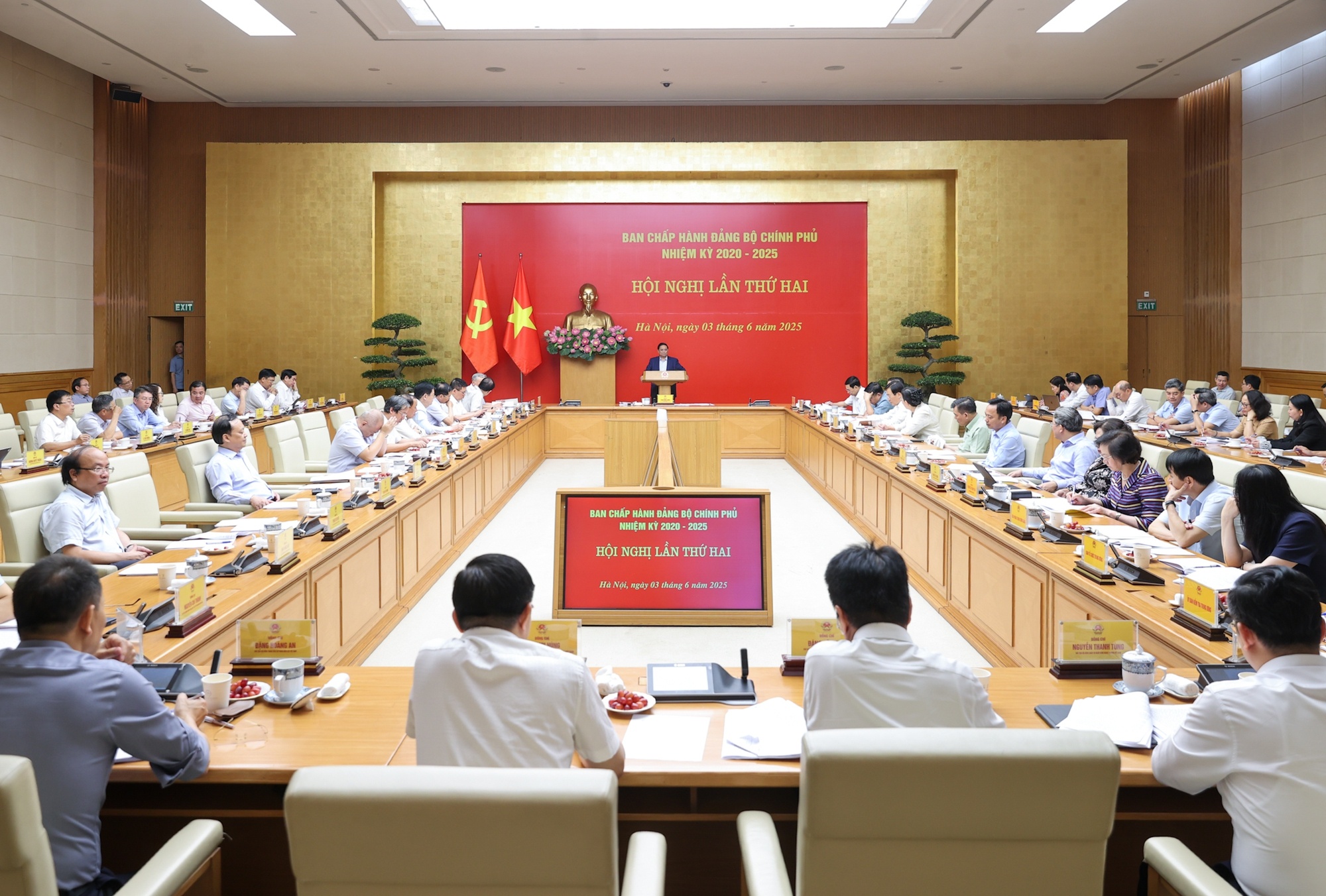 Hội nghị lần thứ hai Ban Chấp hành Đảng bộ Chính phủ nhiệm kỳ 2020-2025 - Ảnh: VGP/Nhật Bắc Hội nghị lần thứ hai Ban Chấp hành Đảng bộ Chính phủ nhiệm kỳ 2020-2025 - Ảnh: VGP/Nhật Bắc