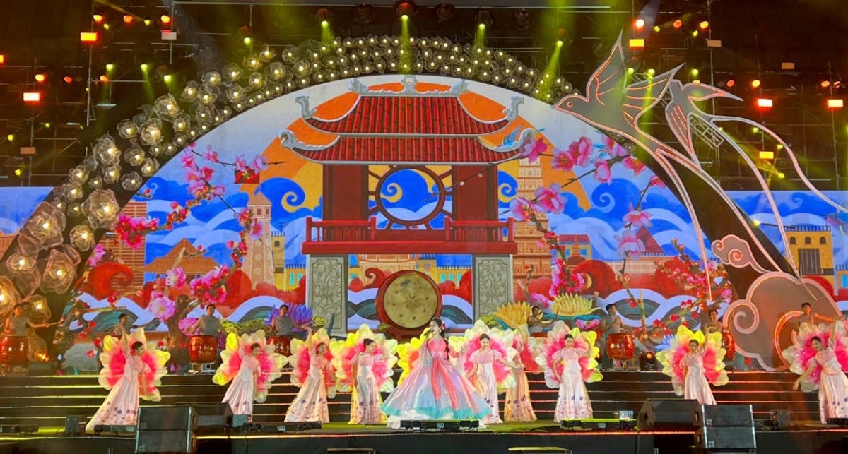 UBND thành phố Hà Nội vừa ban hành Kế hoạch số 157/KH-UBND về Tổ chức “Festival Thăng Long - Hà Nội năm 2025”, dự kiến kéo dài từ 31/10 đến 9/11. Hình ảnh minh họa.