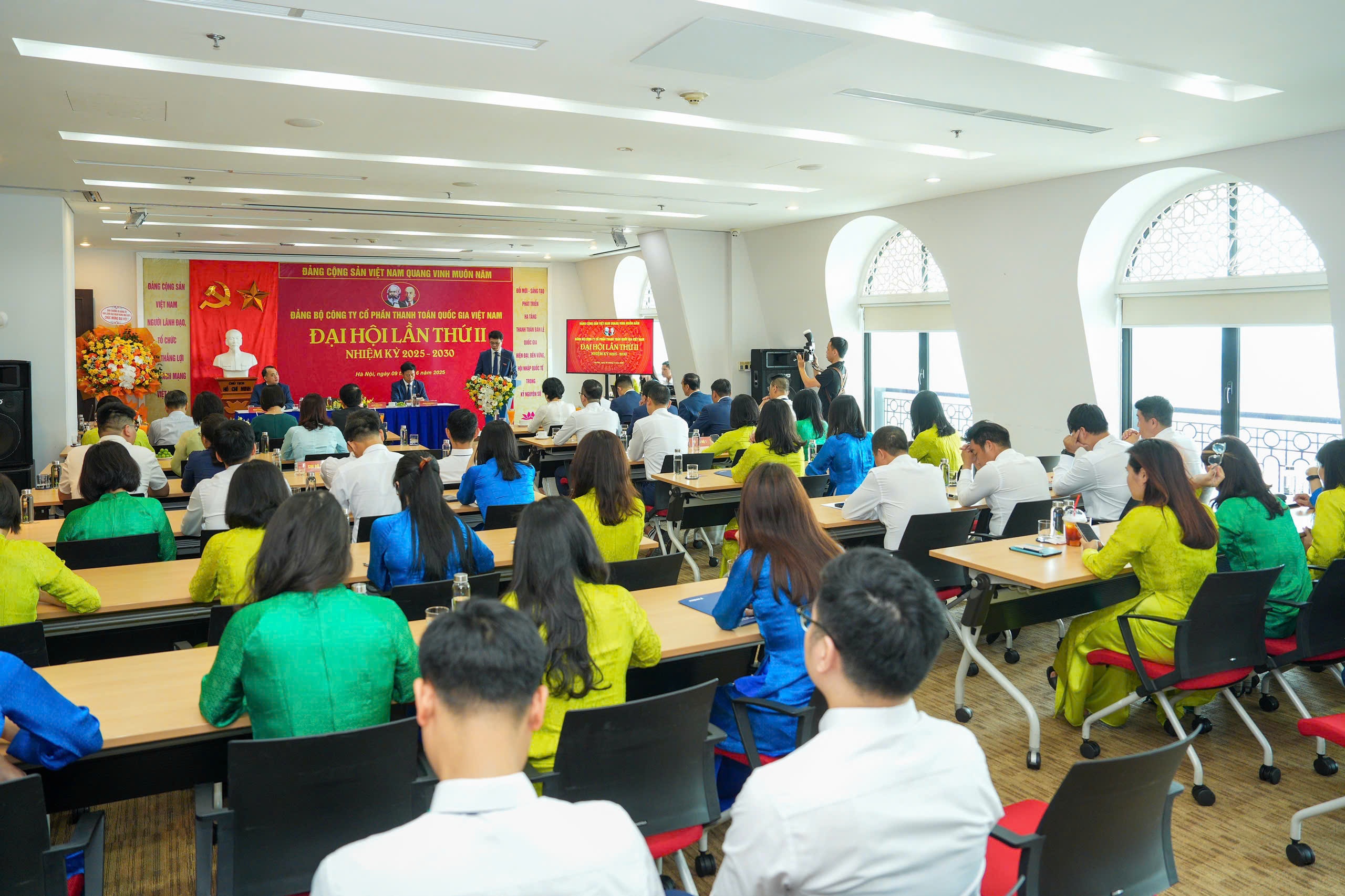 Toàn cảnh Đại hội Toàn cảnh Đại hội