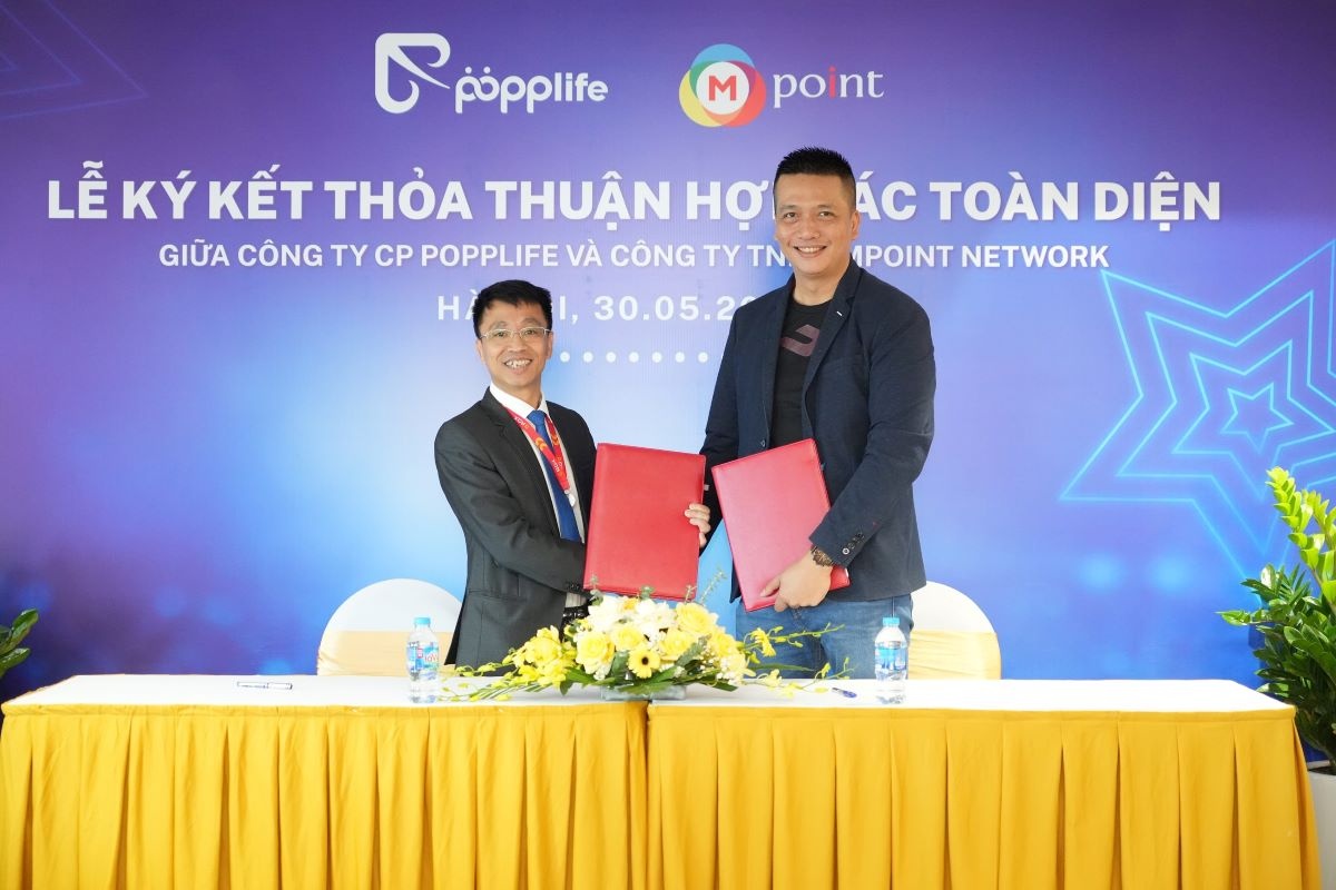 Đại diện Popplife và Mpoint ký kết hợp tác Đại diện Popplife và Mpoint ký kết hợp tác