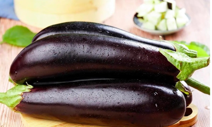 Cà tím có nhiều công dụng, nhưng một số người không nên ăn Cà tím có nhiều công dụng, nhưng một số người không nên ăn