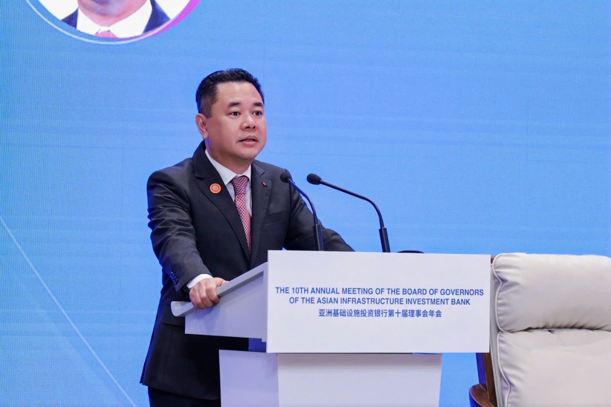 Phó Thống đốc Nguyễn Ngọc Cảnh phát biểu trong vai trò diễn giả chính tại Hội thảo Phó Thống đốc Nguyễn Ngọc Cảnh phát biểu trong vai trò diễn giả chính tại Hội thảo