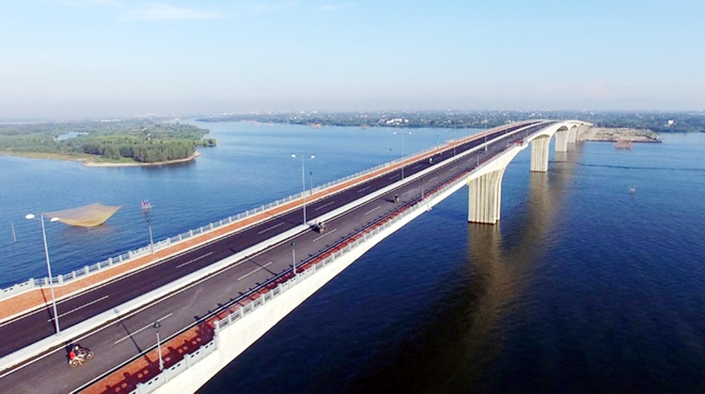 Khi Quảng - Đà về chung một nhà Khi Quảng - Đà về chung một nhà