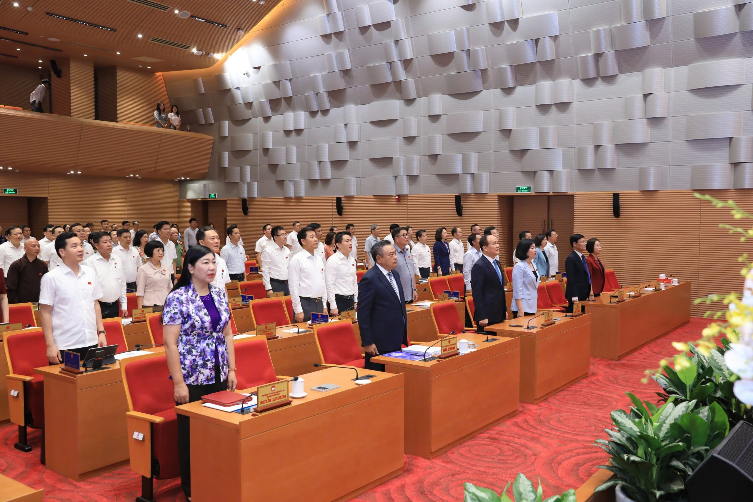 Các đại biểu tham dự kỳ họp Các đại biểu tham dự kỳ họp