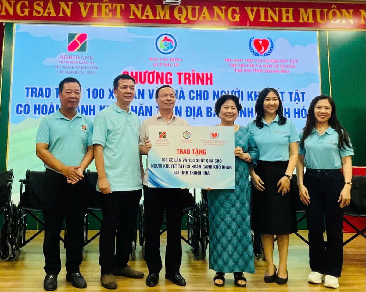 Trao yêu thương - Gửi hy vọng: Agribank đồng hành cùng người khuyết tật vươn lên