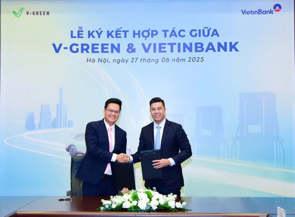 V-Green và VietinBank ký kết hợp tác, đồng hành phát triển hạ tầng trạm sạc ô tô điện Vinfast V-Green và VietinBank ký kết hợp tác, đồng hành phát triển hạ tầng trạm sạc ô tô điện Vinfast