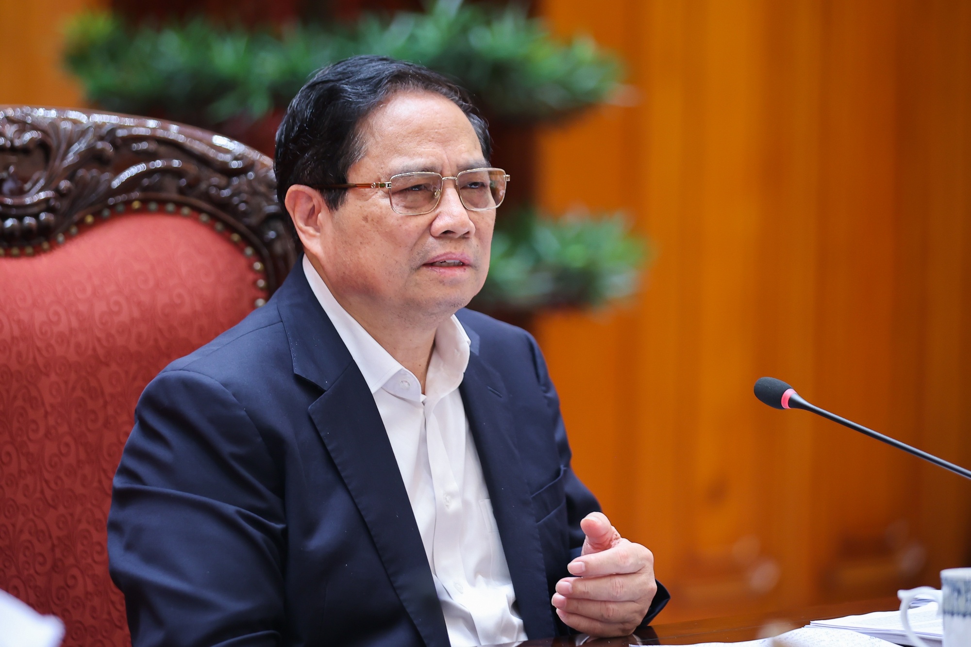 Thủ tướng giao cơ quan chủ trì là Bộ Văn hóa, Thể thao và Du lịch tiếp thu các ý kiến, khẩn trương hoàn thiện đề án để trình cấp có thẩm quyền, bảo đảm tiến độ và chất lượng - Ảnh: VGP/Nhật Bắc Thủ tướng giao cơ quan chủ trì là Bộ Văn hóa, Thể thao và Du lịch tiếp thu các ý kiến, khẩn trương hoàn thiện đề án để trình cấp có thẩm quyền, bảo đảm tiến độ và chất lượng - Ảnh: VGP/Nhật Bắc