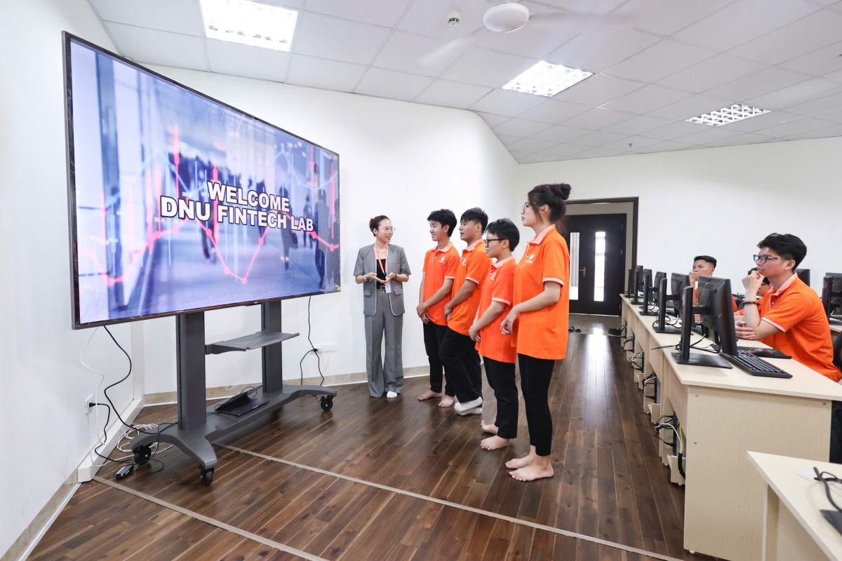 Ngành Công nghệ Tài chính (Fintech) - Đón đầu xu thế tài chính số tại Đại học Đại Nam