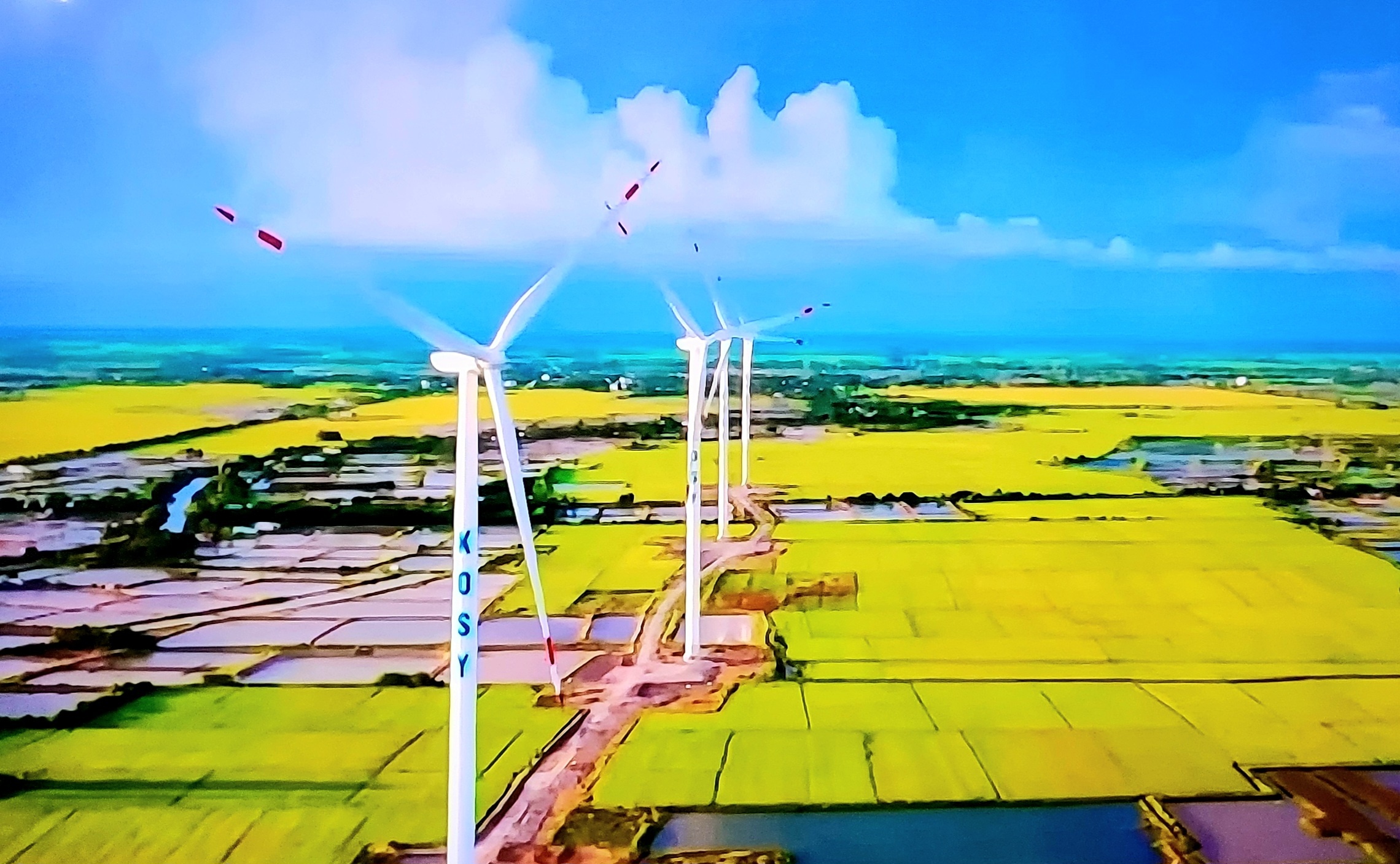 năng lượng tái tạo (trừ thủy điện lớn) sẽ chiếm khoảng 28 - 36% tổng công suất năng lượng tái tạo (trừ thủy điện lớn) sẽ chiếm khoảng 28 - 36% tổng công suất