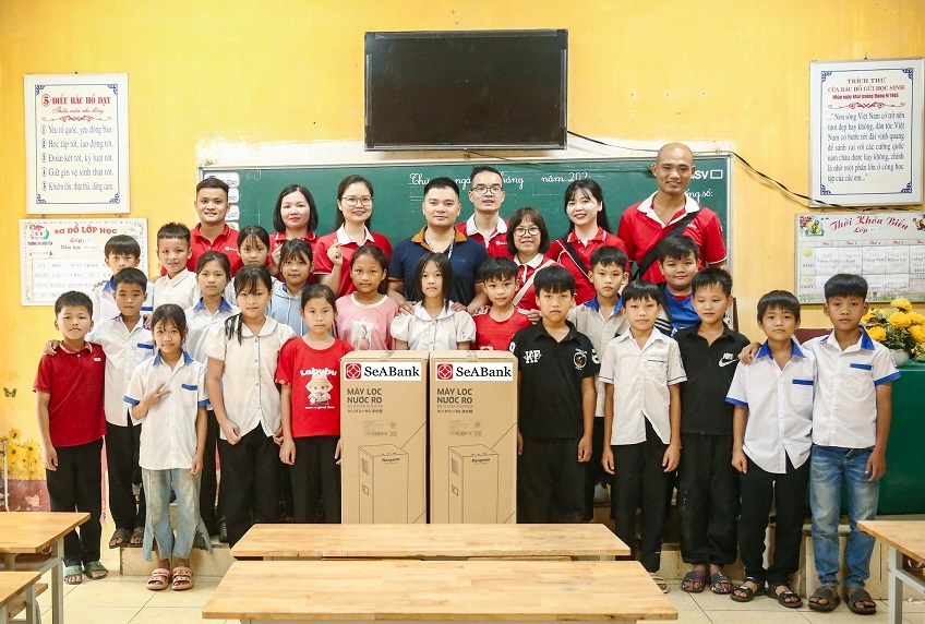 SeABankers vì trẻ thơ - Một thập kỷ yêu thương khởi nguồn từ trái tim SeABankers vì trẻ thơ - Một thập kỷ yêu thương khởi nguồn từ trái tim