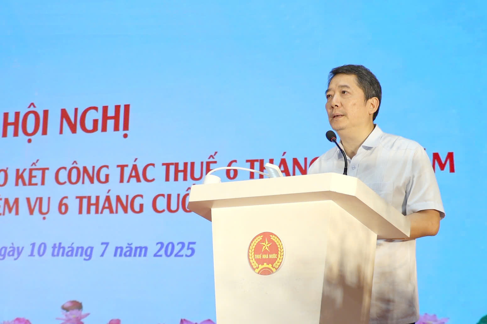 Cân đối chính sách thuế giữa hộ kinh doanh và doanh nghiệp tư nhân