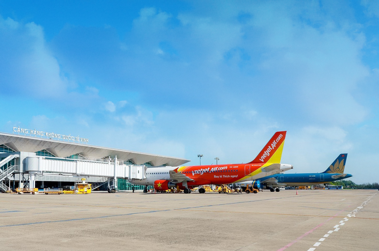 Nghiên cứu đầu tư các dự án điện mặt trời tại các cảng hàng không, sân bay