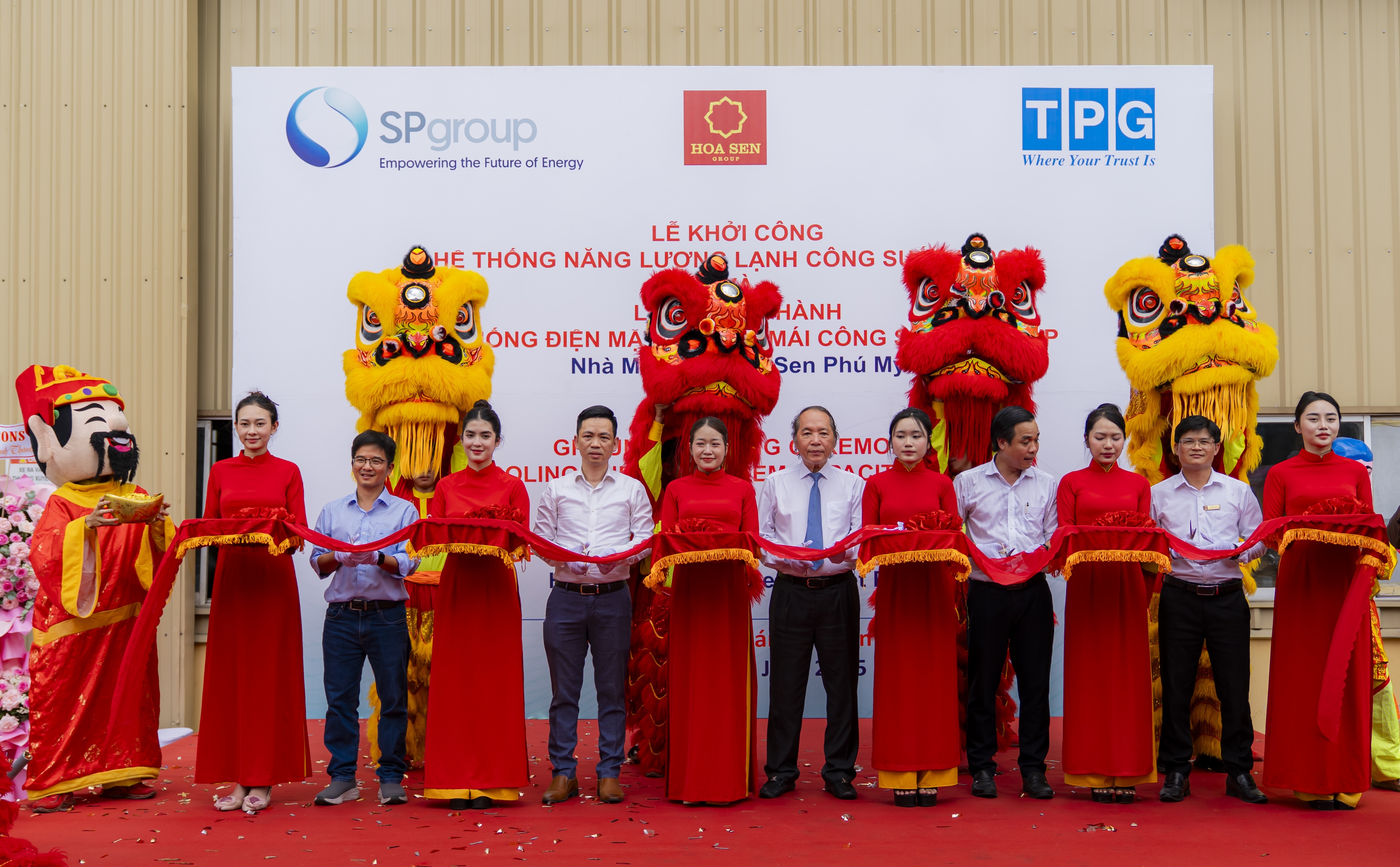 Lễ cắt băng khánh thành dự án Hoa Sen Nghệ An