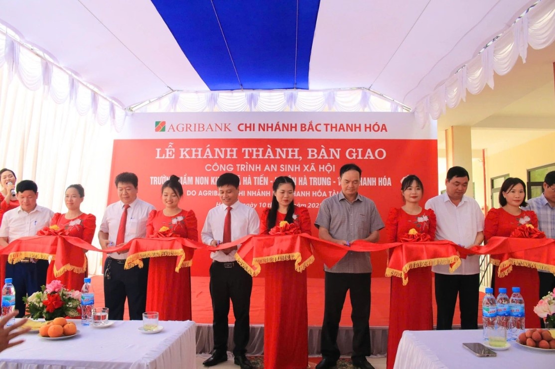 Agribank lan tỏa giá trị cộng đồng, thúc đẩy an sinh xã hội vì sự phát triển bền vững Agribank lan tỏa giá trị cộng đồng, thúc đẩy an sinh xã hội vì sự phát triển bền vững