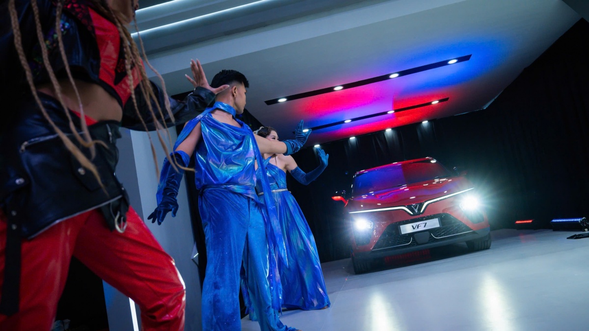 Mẫu xe VF 7 chính thức có mặt tại Indonesia với thiết kế ấn tượng.