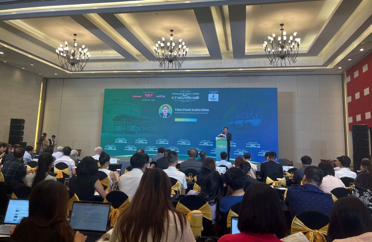 Quang cảnh diễn đàn