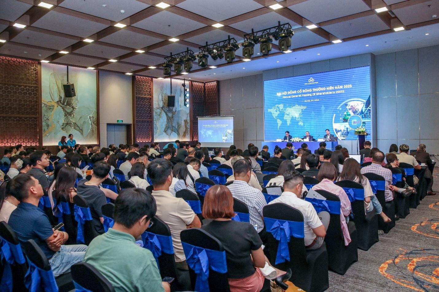 Toàn cảnh Đại hôi cổ đông thường niên CMC 2025