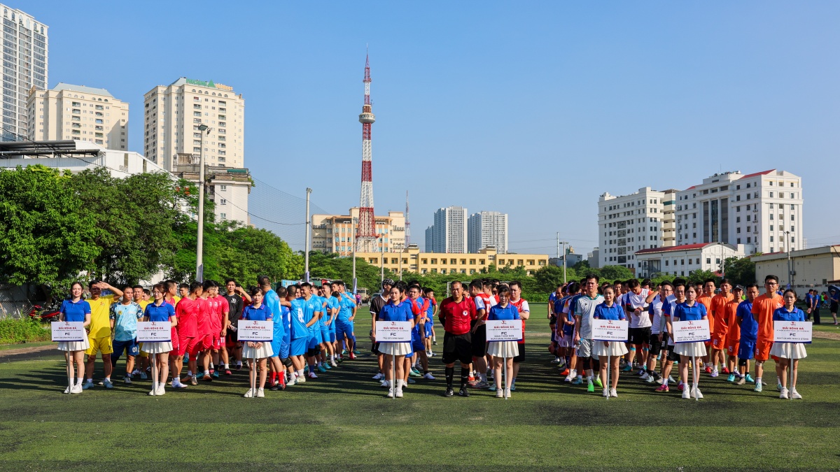 Giải bóng đá chào mừng 30 năm thành lập Co-opBank