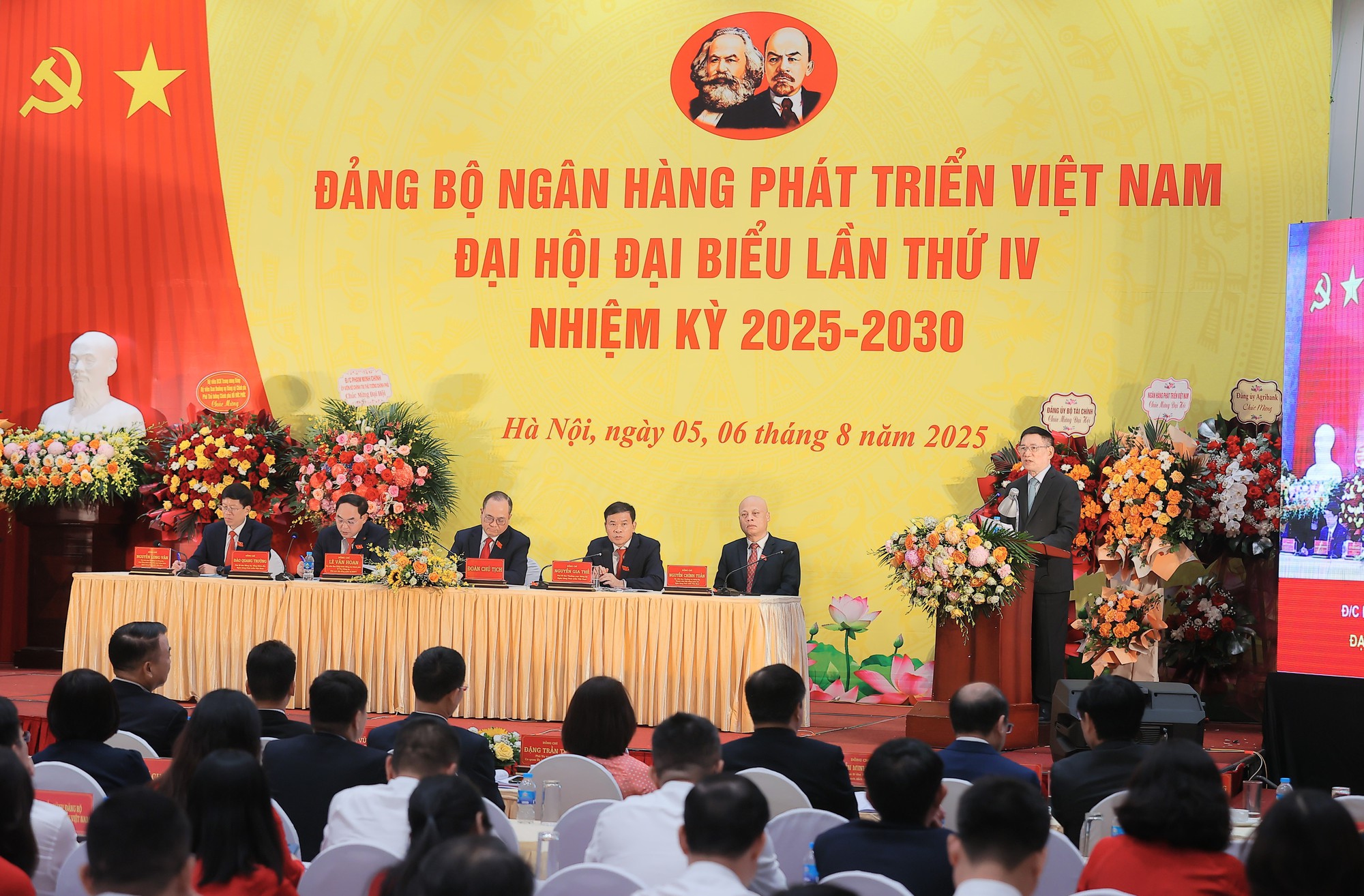VDB cần lấy khoa học, công nghệ, tri thức và nguồn lao động chất lượng cao làm động lực phát triển- Ảnh 7.
