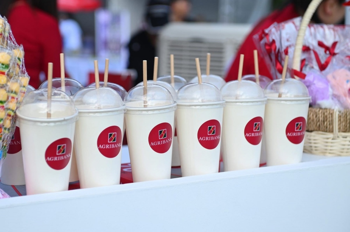 “Xanh hóa” trong hoạt động nội bộ: Từ chiến lược đến hành động của Agribank “Xanh hóa” trong hoạt động nội bộ: Từ chiến lược đến hành động của Agribank