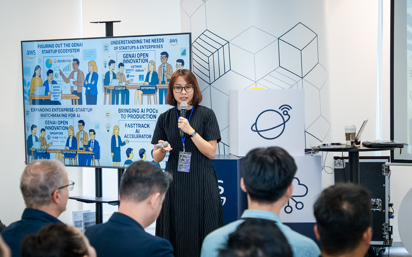 Bà Laura Nguyễn, Giám đốc Điều hành GenAI Fund, tại sự kiện GenAI Open Innovation Vietnam 2025 vào ngày 3 tháng 7 năm 2025 Bà Laura Nguyễn, Giám đốc Điều hành GenAI Fund, tại sự kiện GenAI Open Innovation Vietnam 2025 vào ngày 3 tháng 7 năm 2025