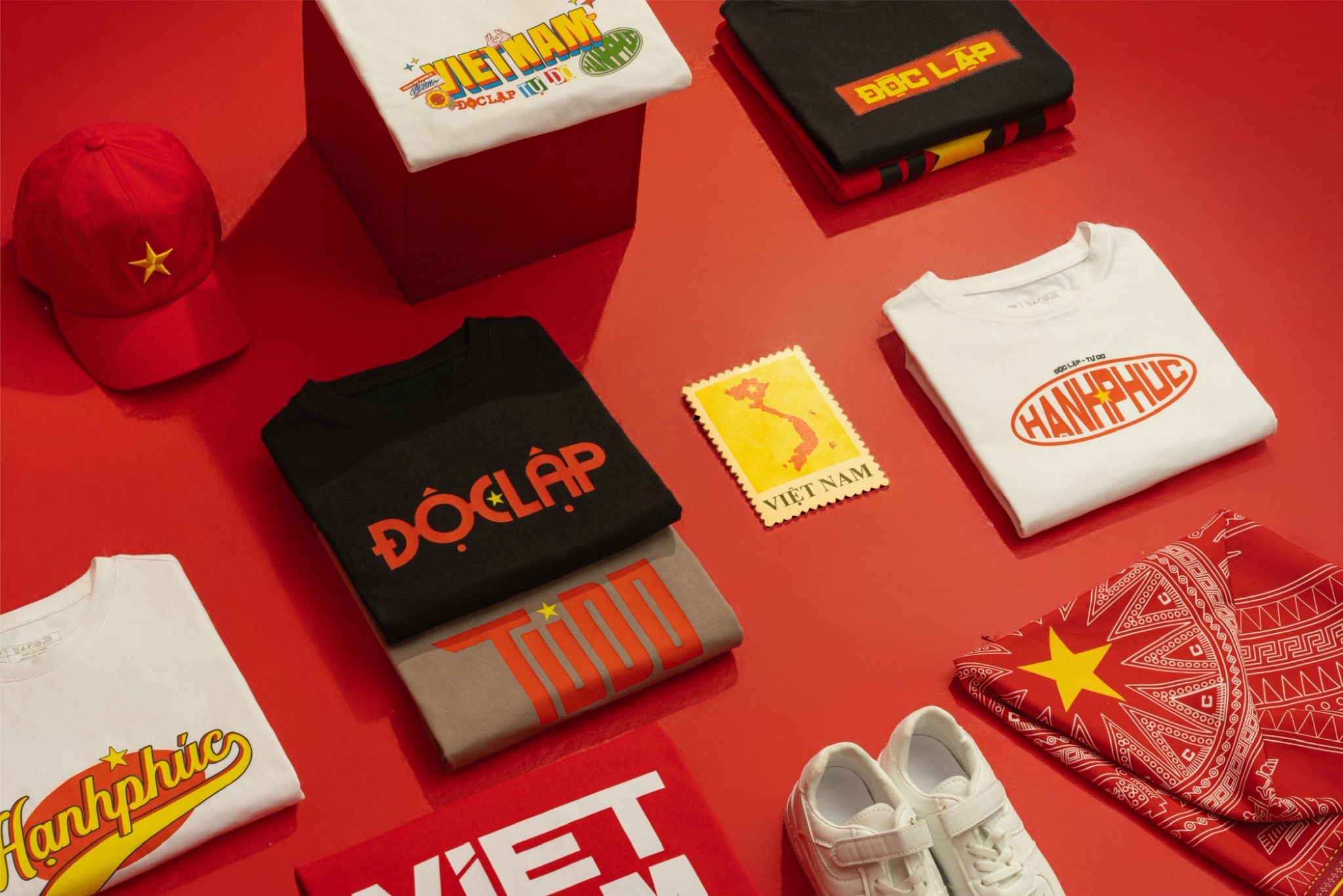 Một thương hiệu thời trang Việt đầu tư bài bản cho bộ sưu tập 2/9 với thiết kế và chất liệu cao cấp, hướng đến việc sử dụng lâu dài thay vì chỉ là sản phẩm lưu niệm một mùa. Một thương hiệu thời trang Việt đầu tư bài bản cho bộ sưu tập 2/9 với thiết kế và chất liệu cao cấp, hướng đến việc sử dụng lâu dài thay vì chỉ là sản phẩm lưu niệm một mùa.