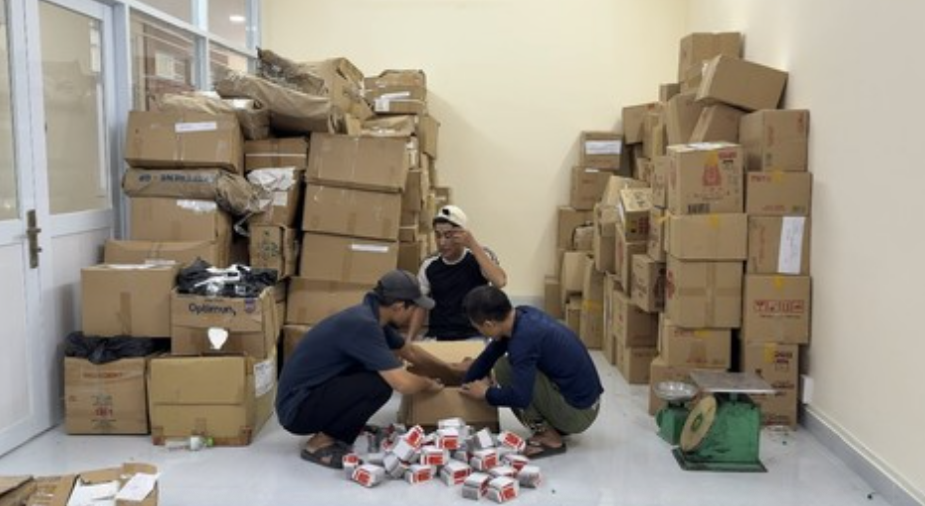 TP. Hồ Chí Minh: Kiến nghị tăng hình phạt và mức xử phạt đối với kinh doanh hàng gian, hàng giả