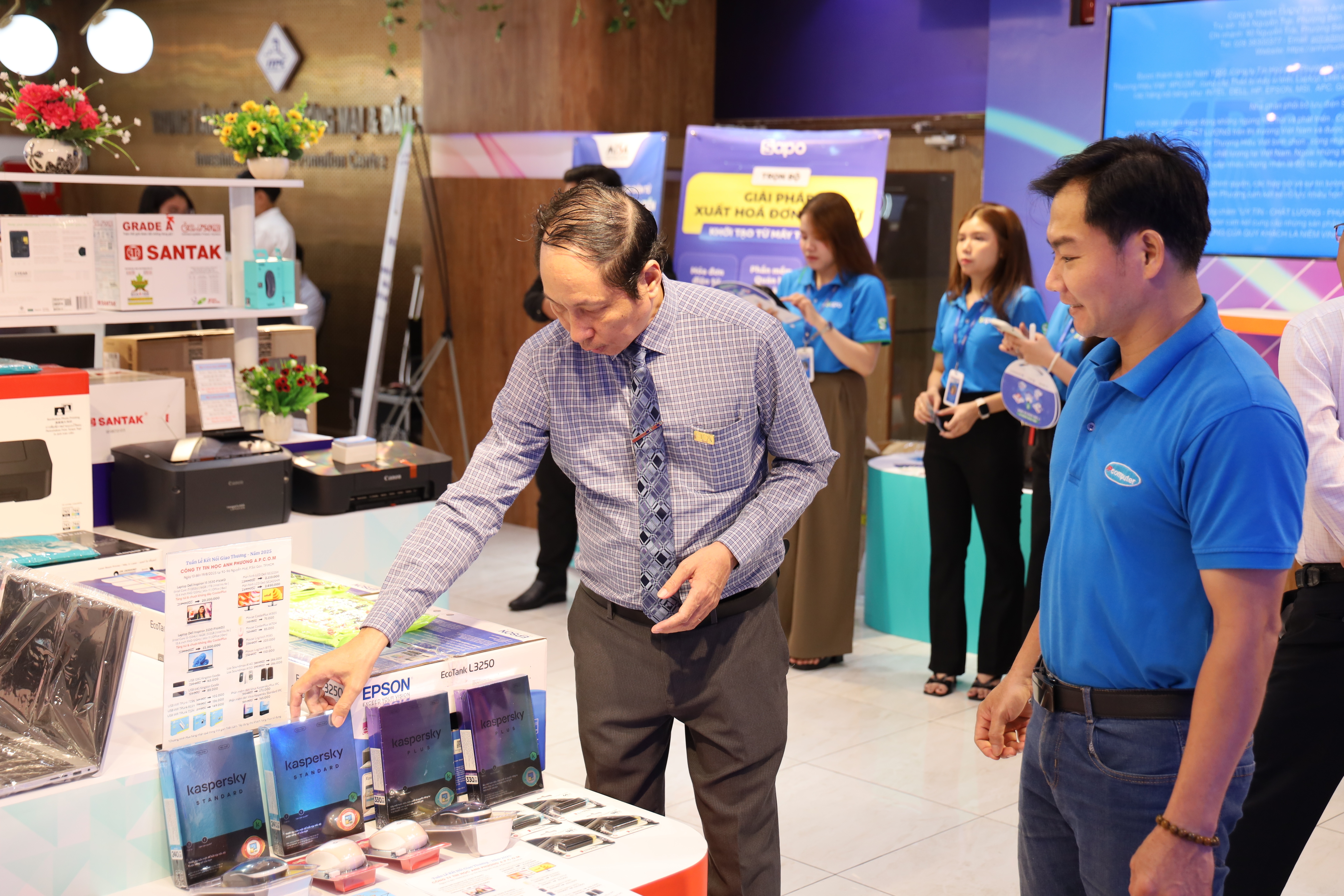 Ông Phí Anh Tuấn, Phó Chủ tịch Hội Tin học TP.HCM (HCA) kiêm Phó Chủ nhiệm Câu lạc bộ Chuyển đổi số dành cho doanh nghiệp vừa và nhỏ (SMB-DX)