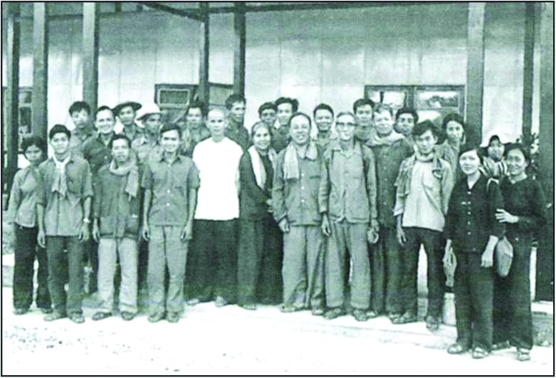 Đoàn cán bộ Vietcombank làm việc với Ban Kinh tài về số liệu của Trung ương chi viện cho B2 (năm 1972)