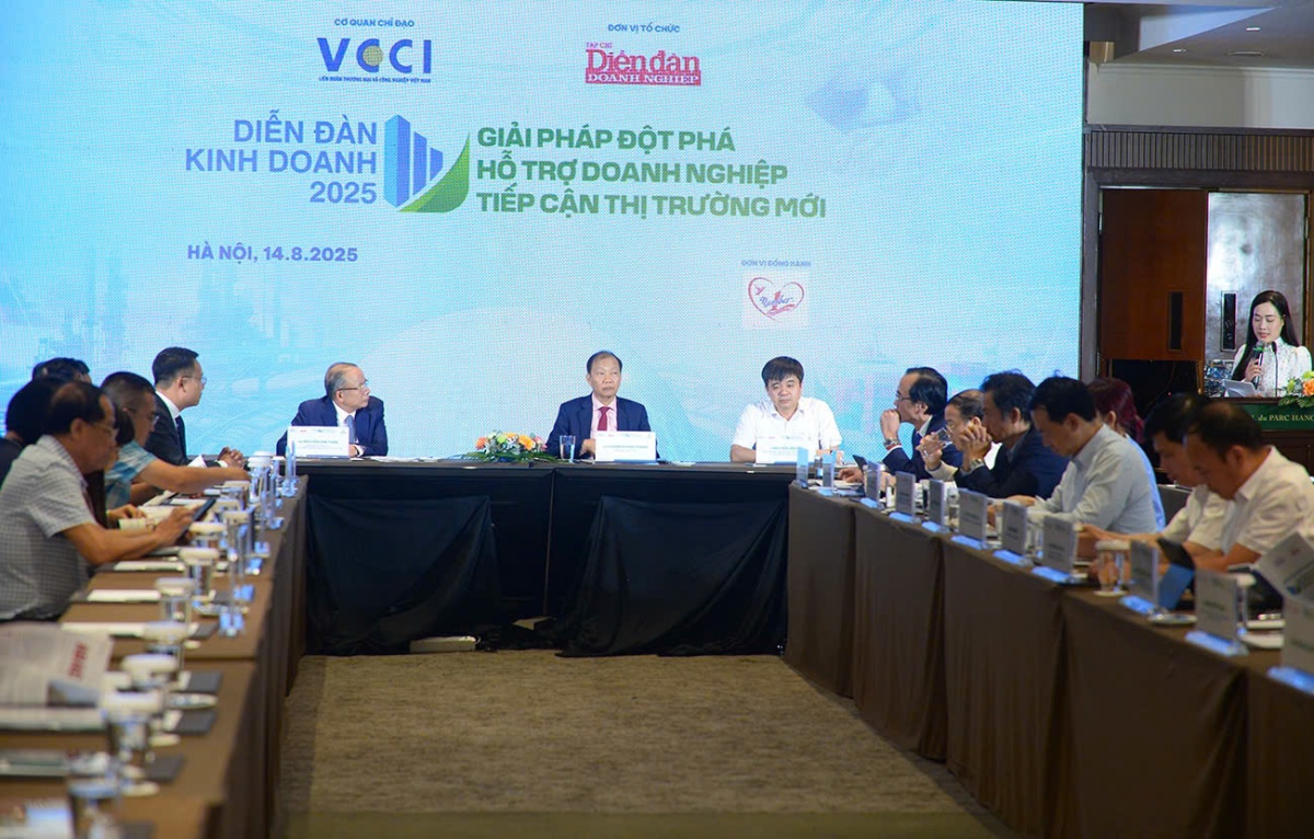 Các chuyên gia tìm kiếm “giải pháp đột phá” cho doanh nghiệp