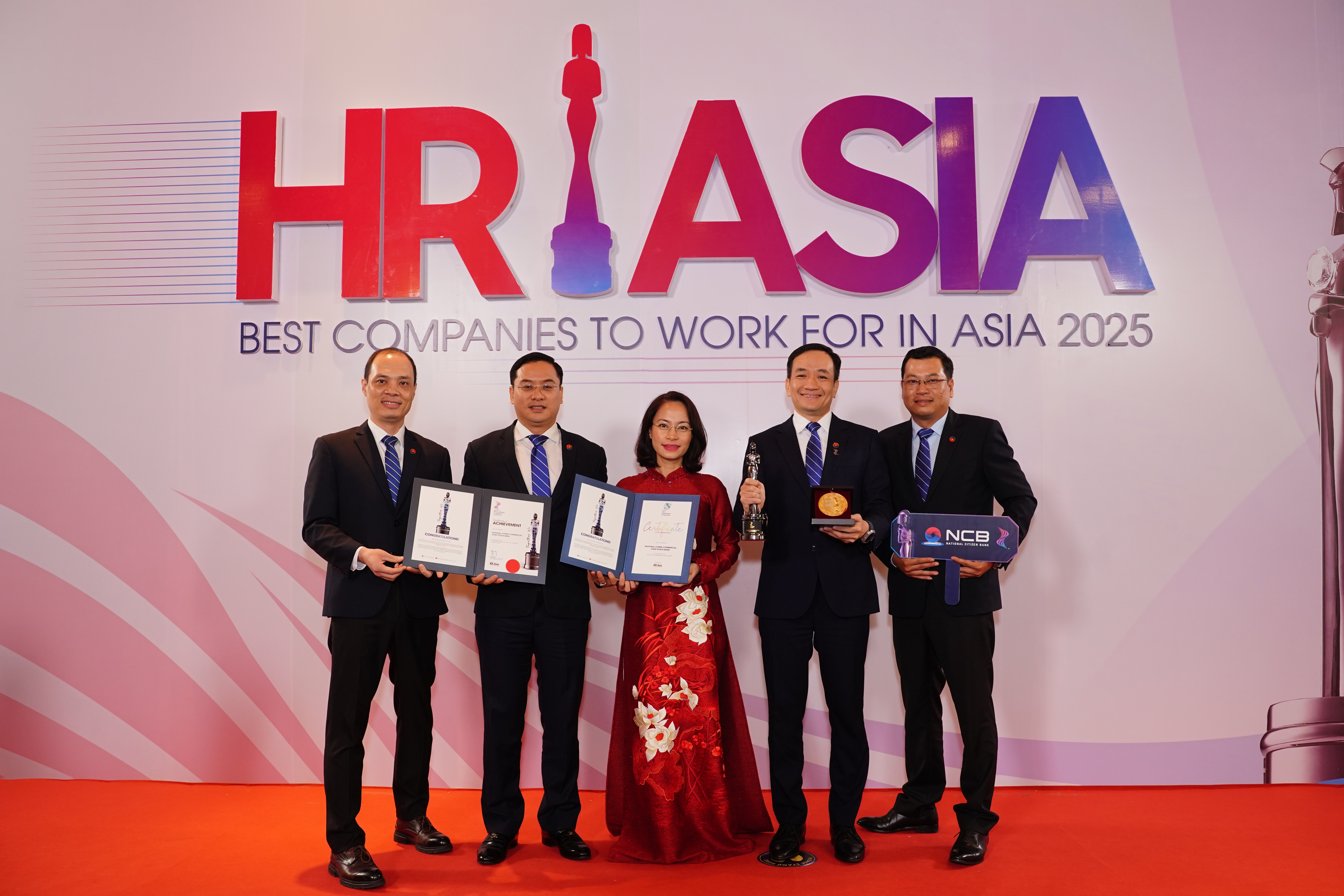 Ngân hàng NCB nhận cú đúp giải thưởng của HR Asia Awards 2025 Ngân hàng NCB nhận cú đúp giải thưởng của HR Asia Awards 2025