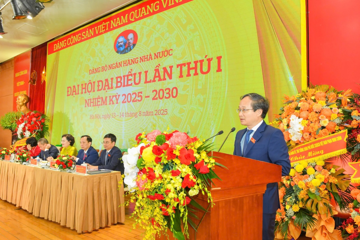 Đổi mới công tác xây dựng và thi hành pháp luật ngành Ngân hàng