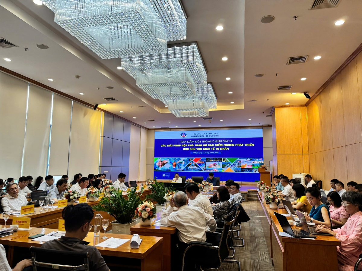 Toàn cảnh Toạ đàm