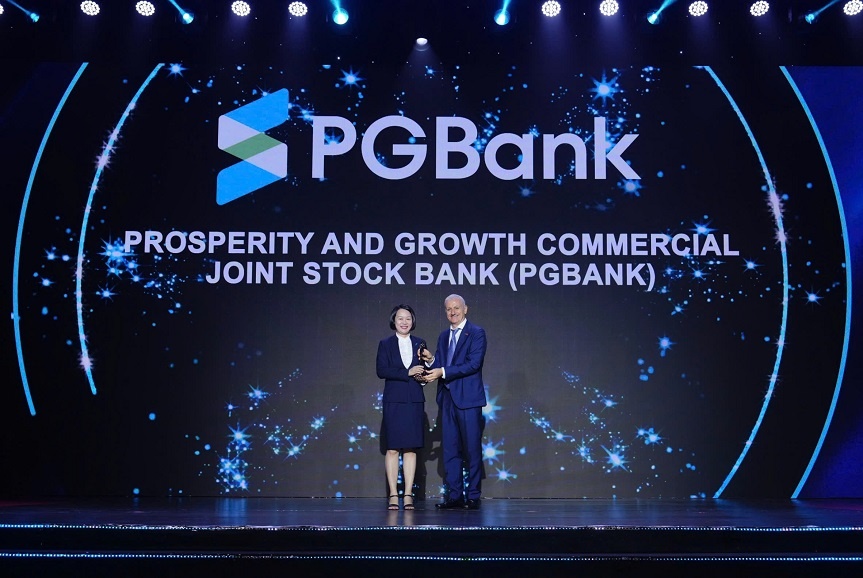 PGBank vinh dự nhận giải thưởng “Nơi làm việc tốt nhất châu Á” PGBank vinh dự nhận giải thưởng “Nơi làm việc tốt nhất châu Á”