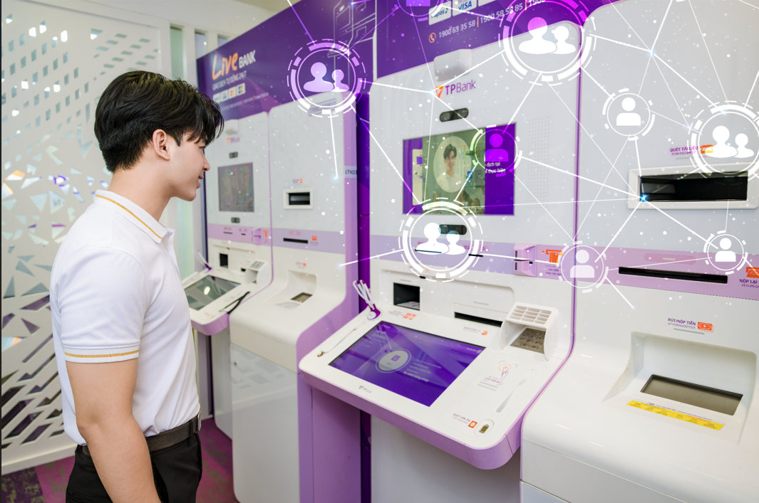 TPBank là ngân hàng đầu tiên tại Việt Nam vận hành mô hình ngân hàng tự động toàn diện với LiveBank