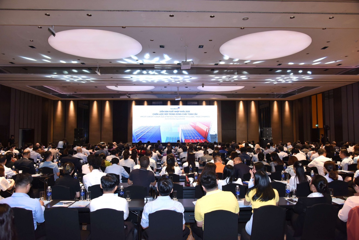 Toàn cảnh Diễn đàn Xuất nhập khẩu 2025