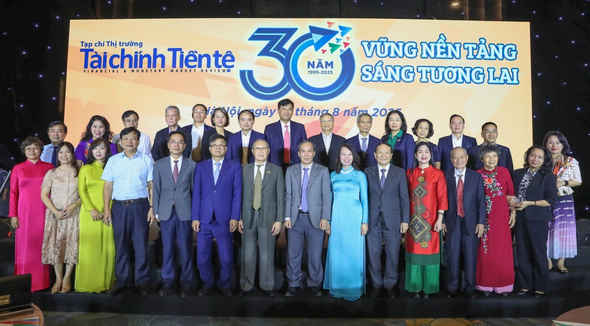 Tạp chí Thị trường Tài chính Tiền tệ kỷ niệm 30 năm thành lập Tạp chí Thị trường Tài chính Tiền tệ kỷ niệm 30 năm thành lập