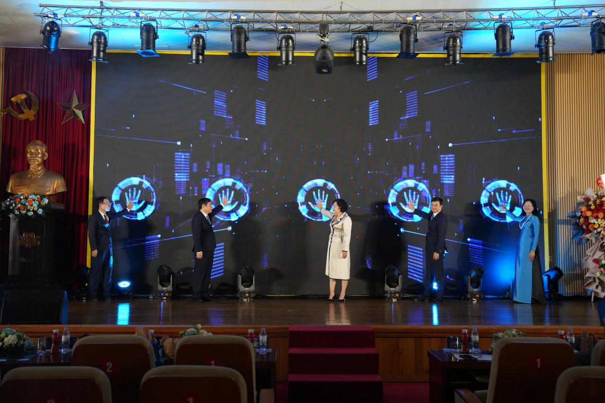 Thời báo Ngân hàng – hành trình vẻ vang nhiều dấu ấn