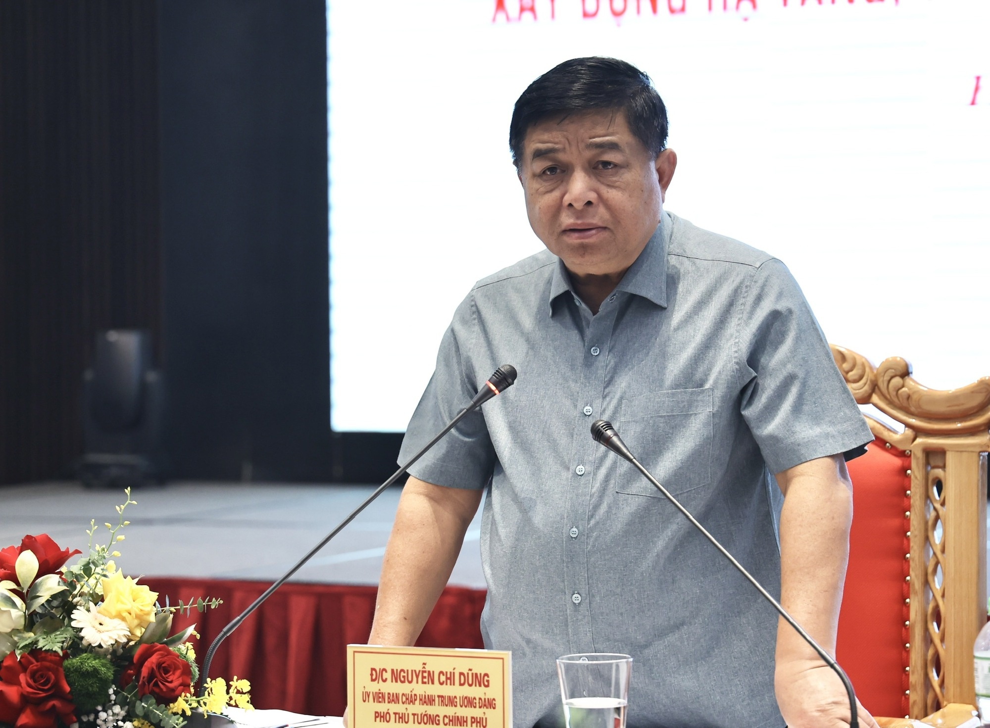 Phó Thủ tướng phát biểu tại buổi làm việc - Ảnh: VGP/Thu Sa