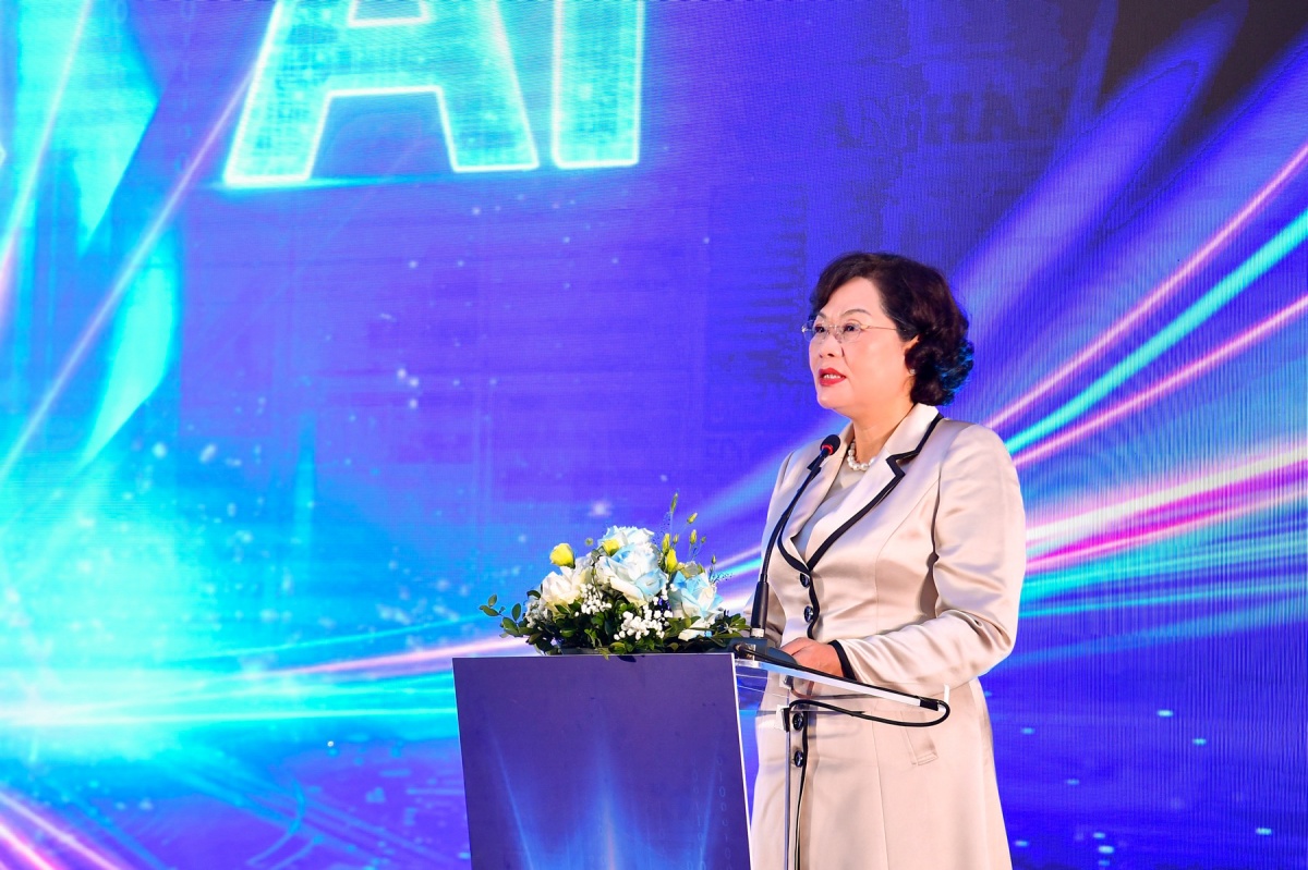 Thời báo Ngân hàng - Đổi mới sáng tạo để trở thành kênh truyền dẫn chính sách hiệu quả Thời báo Ngân hàng - Đổi mới sáng tạo để trở thành kênh truyền dẫn chính sách hiệu quả