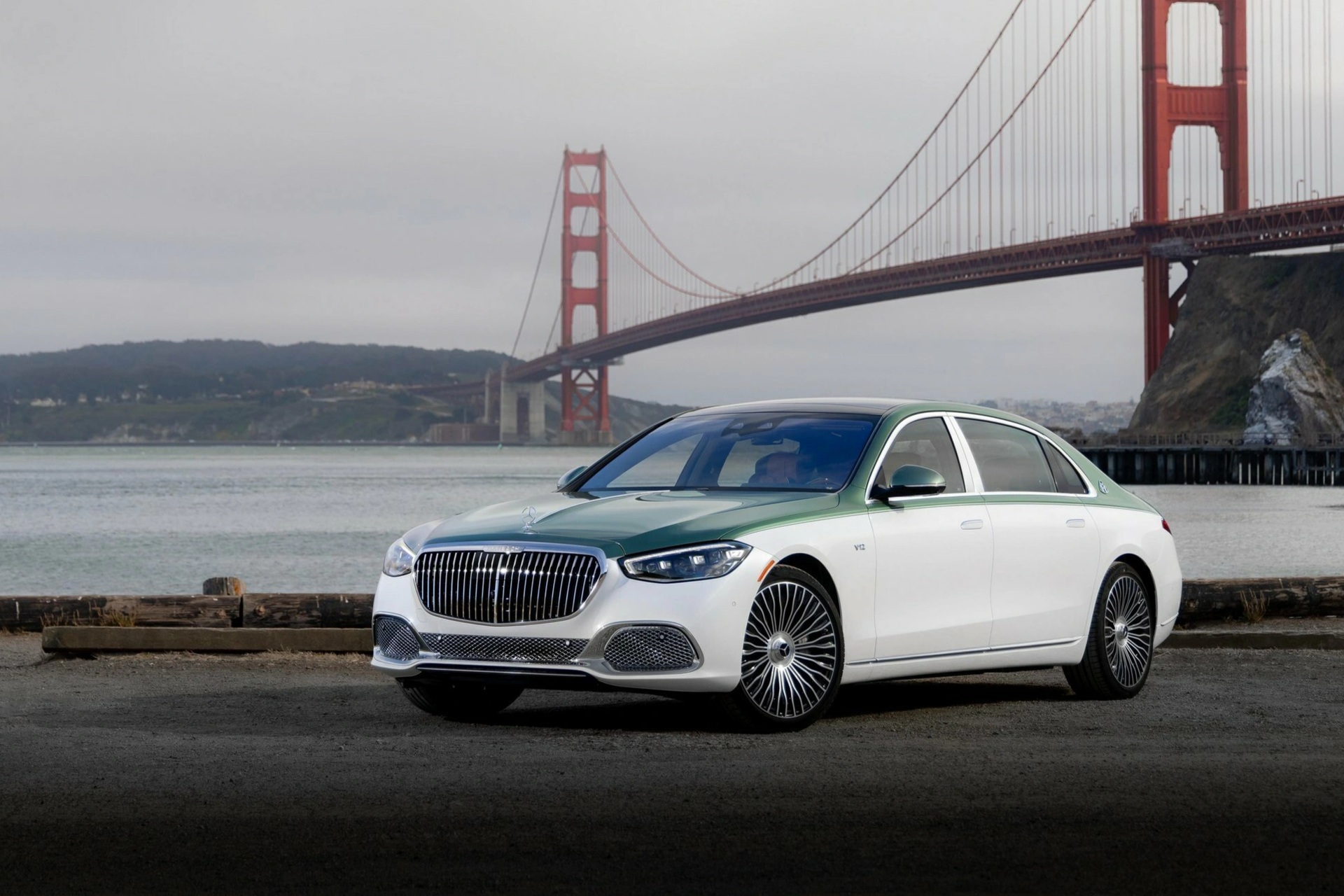 S680 Emerald Isle: Sedan siêu sang của Maybach mang hương gỗ và muối biển