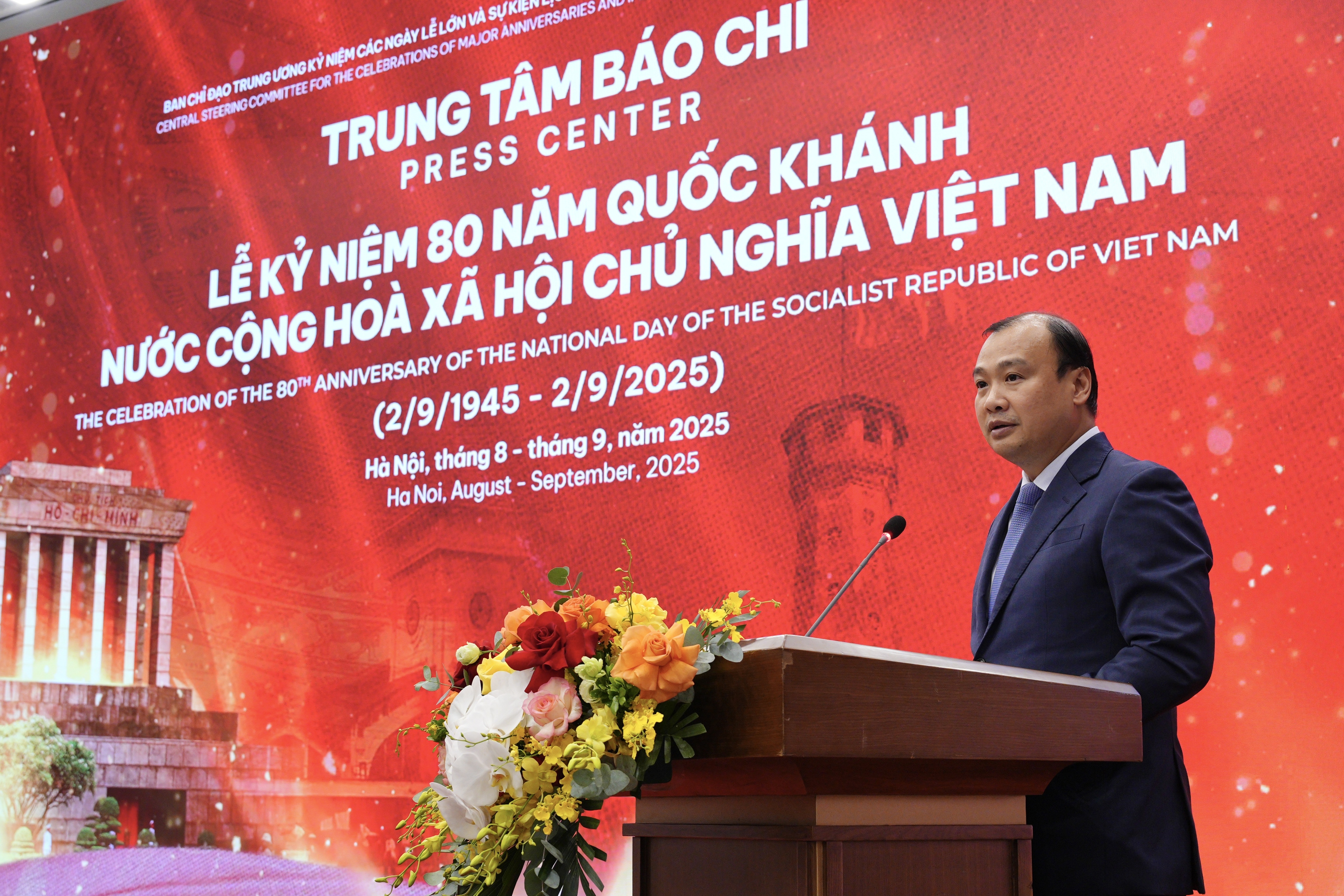 Đồng chí Lê Hải Bình, Ủy viên dự khuyết Trung ương Đảng, Thứ trưởng Thường trực Bộ Văn hóa, Thể thao và Du lịch, Giám đốc Trung tâm Báo chí phát biểu tại buổi lễ Đồng chí Lê Hải Bình, Ủy viên dự khuyết Trung ương Đảng, Thứ trưởng Thường trực Bộ Văn hóa, Thể thao và Du lịch, Giám đốc Trung tâm Báo chí phát biểu tại buổi lễ