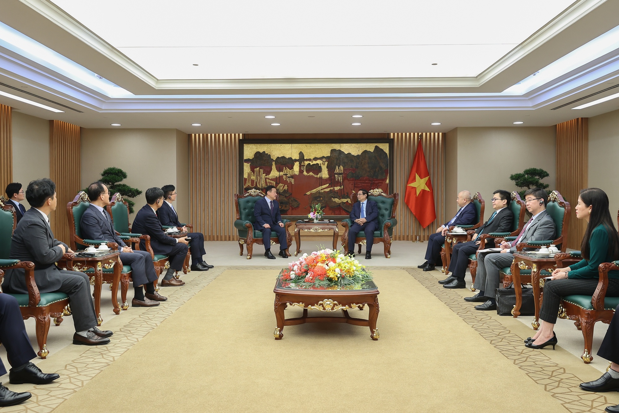 Tổng Giám đốc Roh Tae Moon cho biết, Samsung Việt Nam cam kết luôn đồng hành cùng Chính phủ Việt Nam và nỗ lực không ngừng đóng góp vào sự phát triển kinh tế - xã hội Việt Nam - Ảnh: VGP/Nhật Bắc Tổng Giám đốc Roh Tae Moon cho biết, Samsung Việt Nam cam kết luôn đồng hành cùng Chính phủ Việt Nam và nỗ lực không ngừng đóng góp vào sự phát triển kinh tế - xã hội Việt Nam - Ảnh: VGP/Nhật Bắc