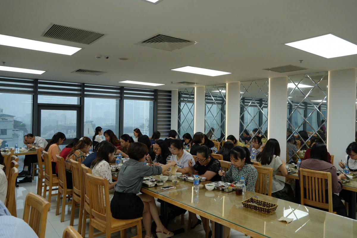 Ấm áp “Bữa cơm công đoàn” tại CIC