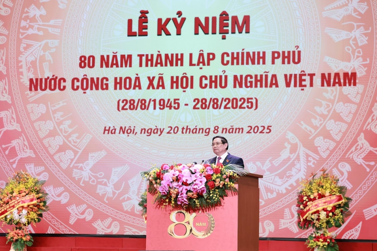 CHÍNH PHỦ DƯỚI SỰ LÃNH ĐẠO CỦA ĐẢNG - 80 NĂM HÀNH TRÌNH VÌ NƯỚC, VÌ DÂN CHÍNH PHỦ DƯỚI SỰ LÃNH ĐẠO CỦA ĐẢNG - 80 NĂM HÀNH TRÌNH VÌ NƯỚC, VÌ DÂN